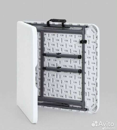 Аренда стола для мероприятия банкета