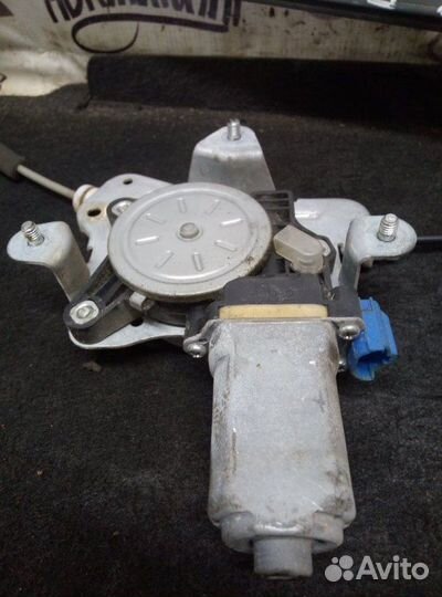 Стеклоподъемник задний левый Chevrolet Epica X20D1