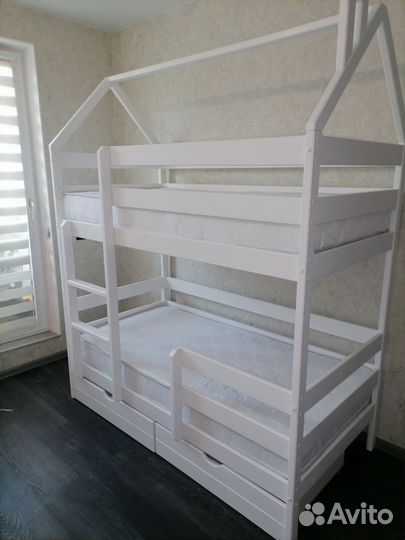 Кровати два уровня на Нарвской 115