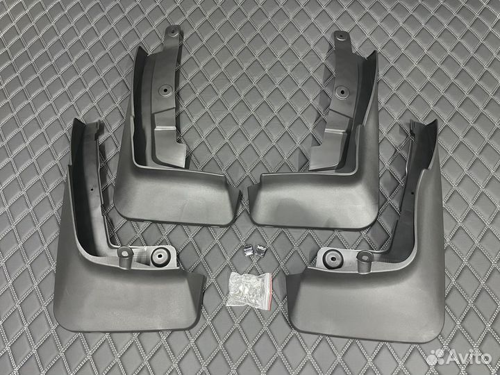 Брызговики BMW X7 (G07) 2018-2022