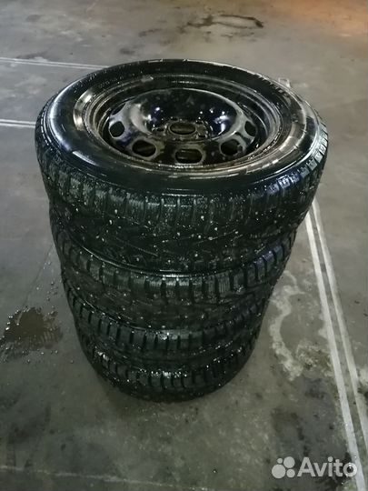 Зимние колеса на дисках 195/65 r15