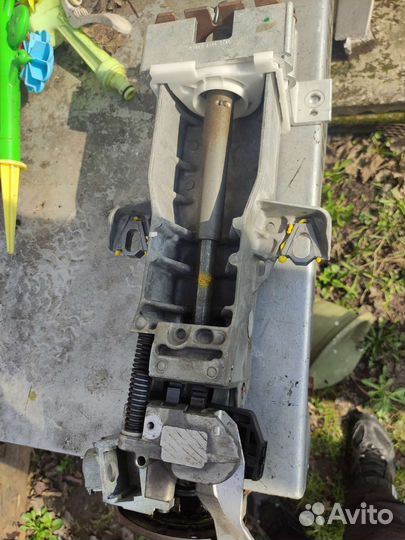 Рулевая колонка на шевролет трейблейзер 1