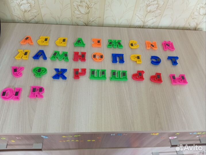 Магнитные буквы (Магнитная азбука)