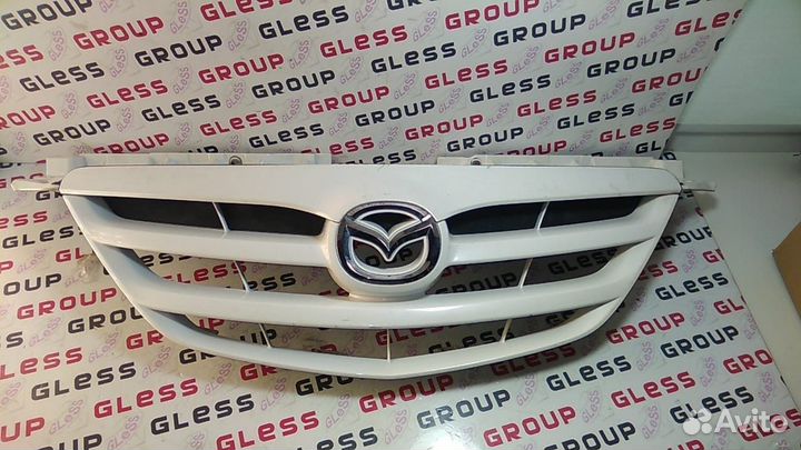 Решётка радиатора LW 04- б/у MPV