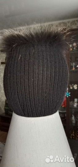 Женские меховые шапки новые