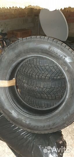 Pirelli Ice Zero FR 245/60 R18