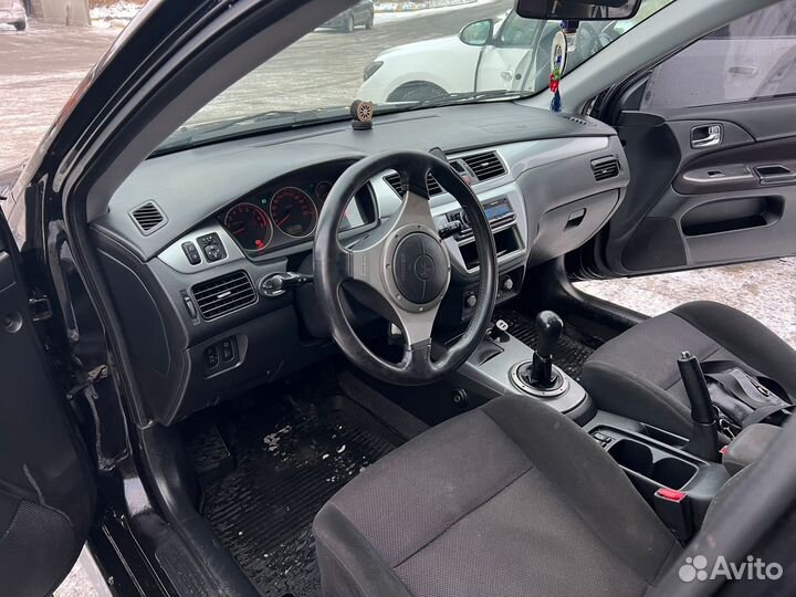 Mitsubishi Lancer 2.0 МТ, 2006, 200 000 км