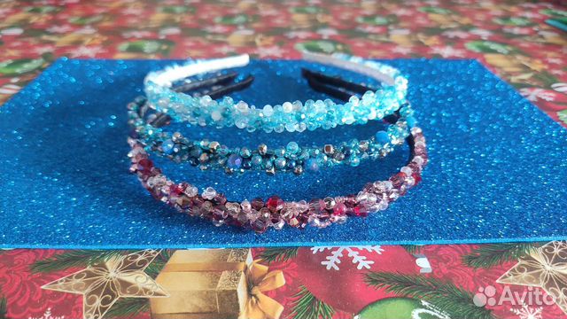 Ободок с стразами и бусинами