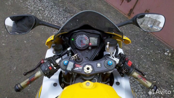 Suzuki GSX-R1000 K7