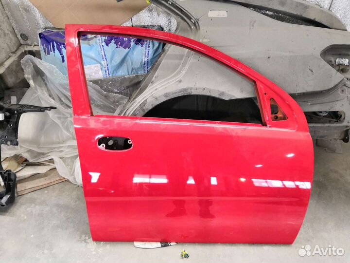 Дверь передняя правая Chevrolet Aveo T200