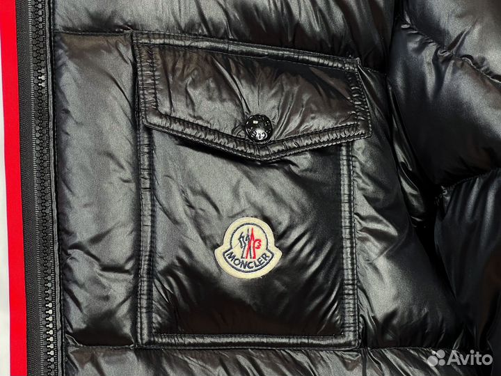 Down Jacket Moncler Montbeliard Black