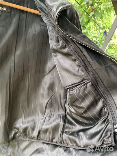 Кожаная куртка мужская размер М