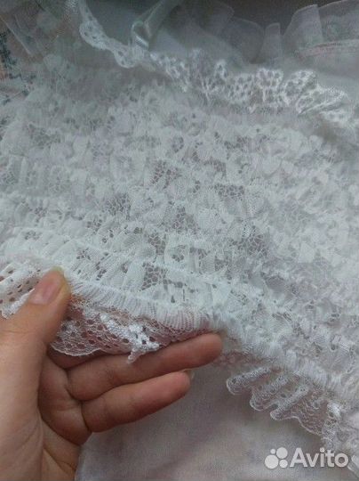 Топ на бретелях