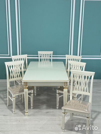 Стол и стулья с доставкой до вашего дома