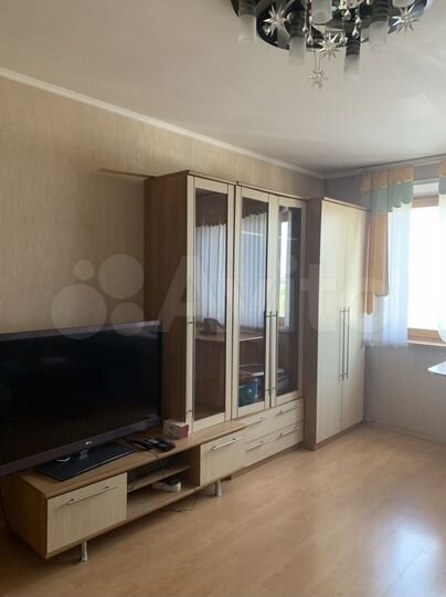 3-к. квартира, 92 м², 9/9 эт.