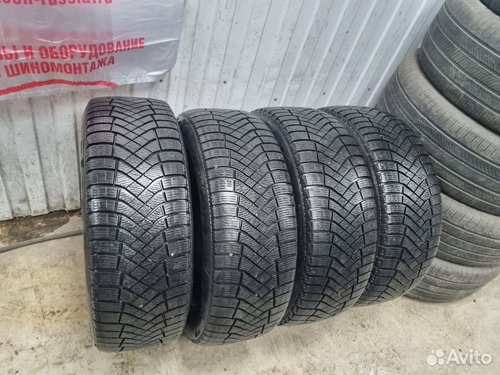 Pirelli Ice Zero FR 225/55 R18