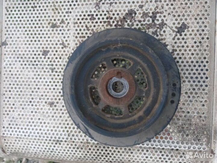 Шкив коленвала Volkswagen Touareg 3.2 AZZ