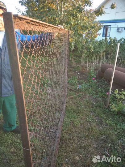 Забор- сетка,столбы,профиль перекрытия