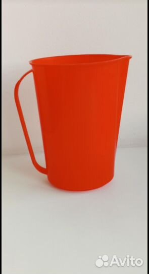 Пластиковый кувшин 1,7 л,новый