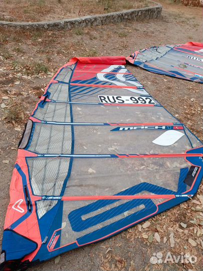 Паруса и доски для виндсёрфинга