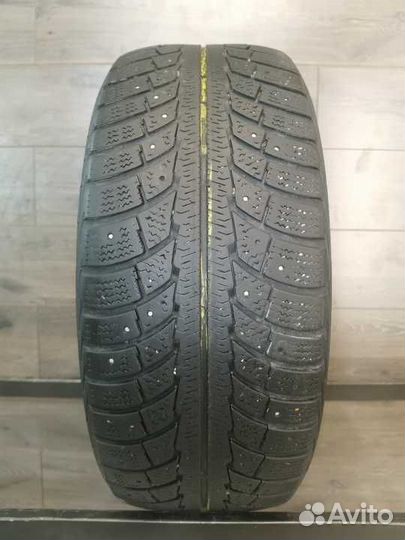 Gislaved Nord Frost 5 215/55 R16 97T