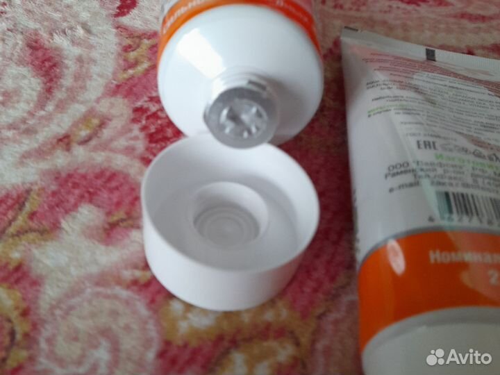 Паста для очистки рук от сильных загрязнений