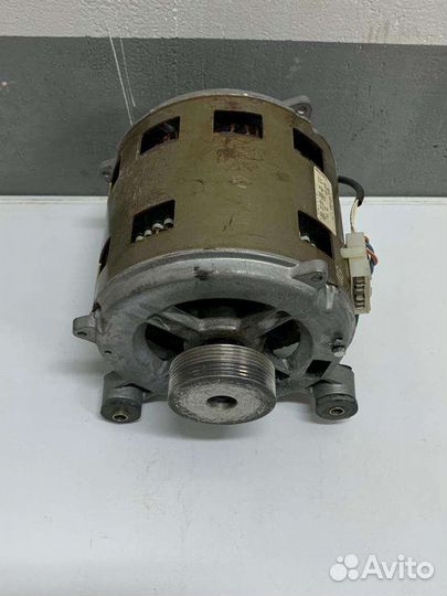 Двигататель стиральной машины Ariston