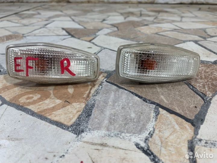 Повторитель поворота в крыло Hyundai Sonata New