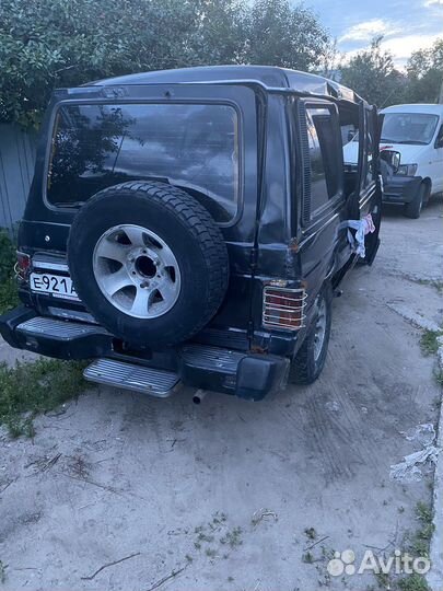 В разборе Hyundai Galloper