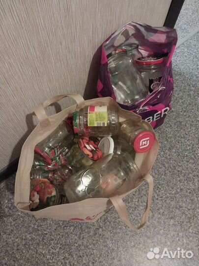 Банки стеклянные с крышками