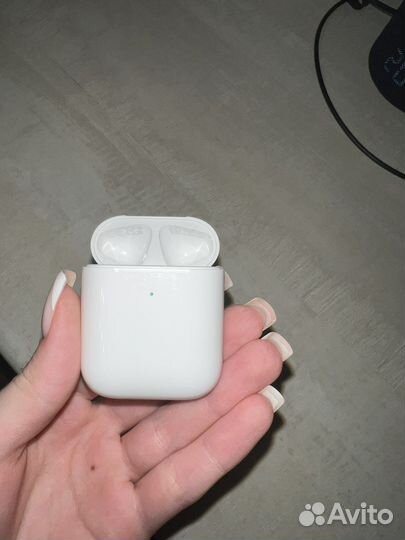 Кейс для airpods 2 с беспроводной зарядкой