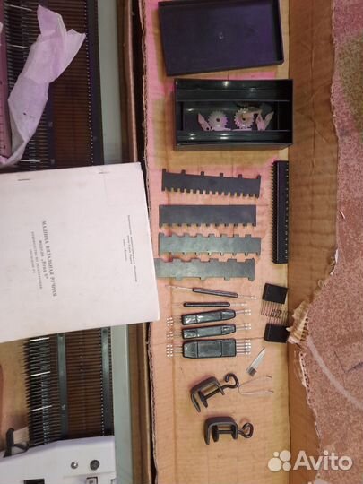 Вязальная машина Нева 6