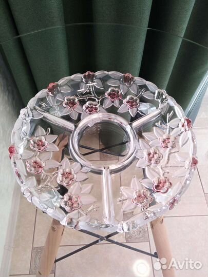 Менажница, конфетница, салатники 