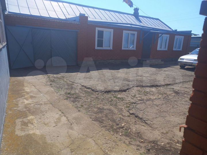 Дом 140 м² на участке 100 сот.