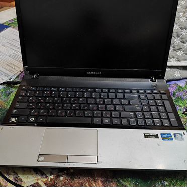 Ноутбук samsung на запчасти