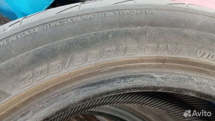 Yokohama Advan Fleva V701 205/55 R16 91W