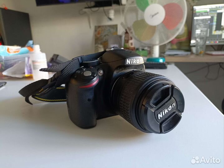 Зеркальный фотоаппарат nikon D3200