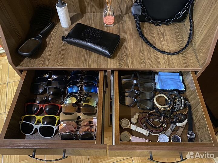 Продам обувницу прихожую