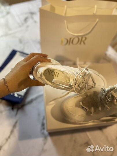 Кроссовки женские dior