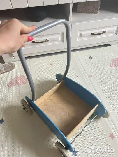 Детская деревянная тележка