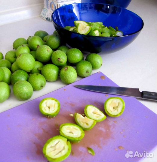 Зелёные Грецкие орехи