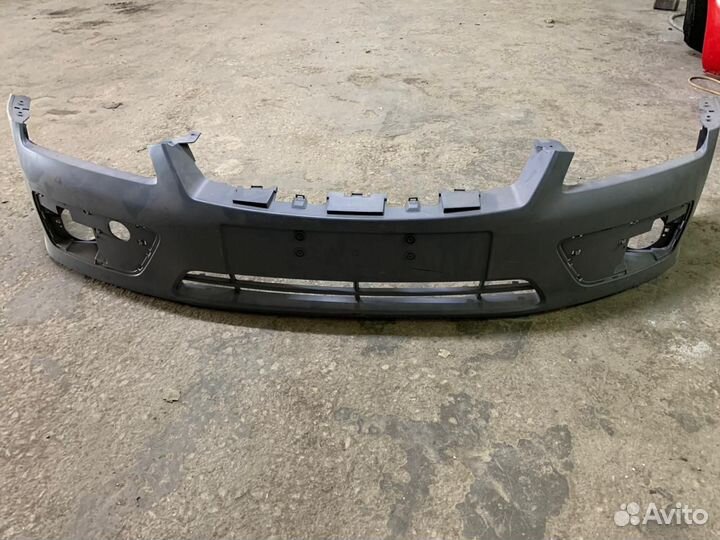 Бампер передний Ford focus 2 4M5117757B