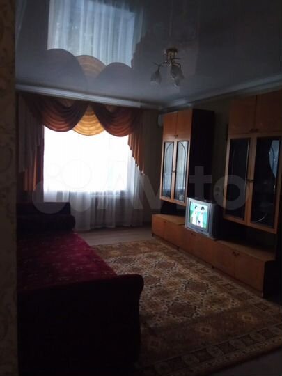 3-к. квартира, 60 м², 2/5 эт.