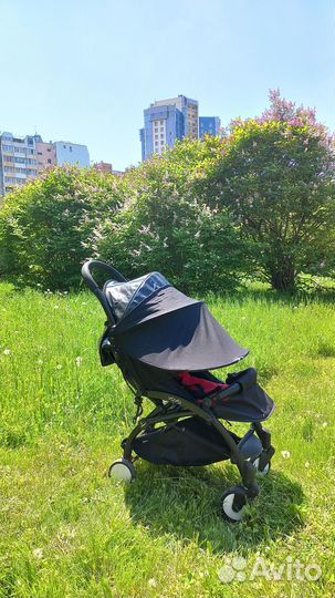 Прогулочная коляска yoya