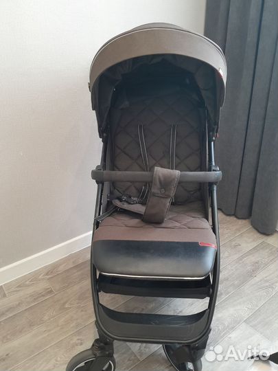 Все сезонная коляска Carrello bravo