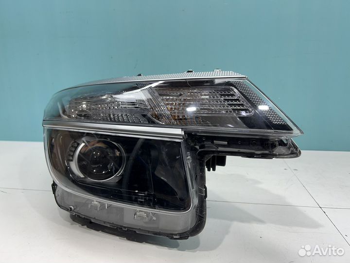 Фара правая Галоген с дхо Kia Seltos 1 (2019-н.в.)