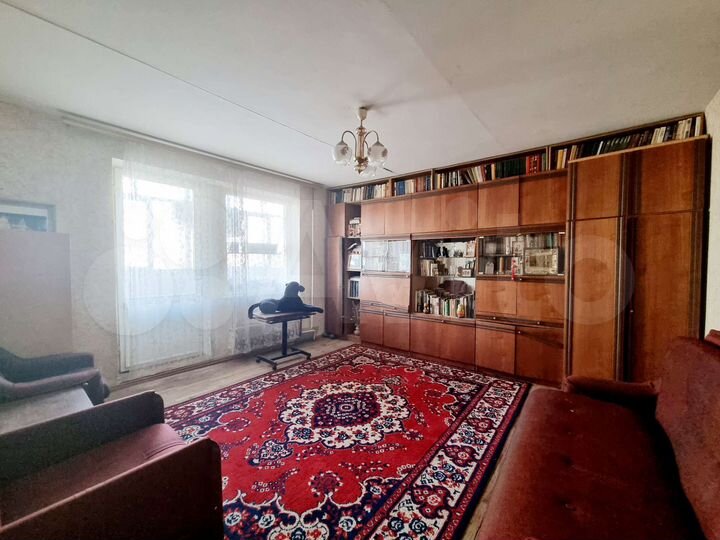 2-к. квартира, 52 м², 4/9 эт.