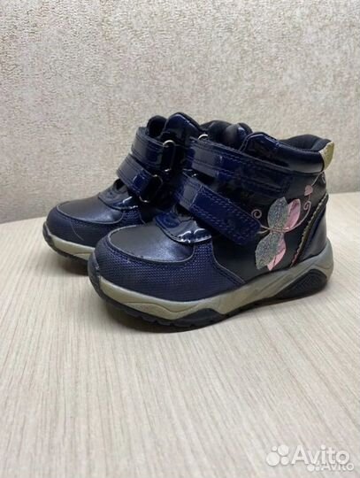 Ботинки демисезонные для девочки 22 размер