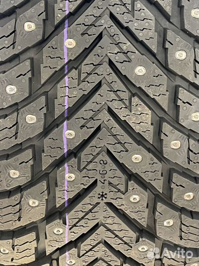 Nokian Tyres Hakkapeliitta 10p 235/50 R17 100T