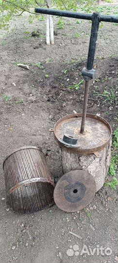 Пресс винодела